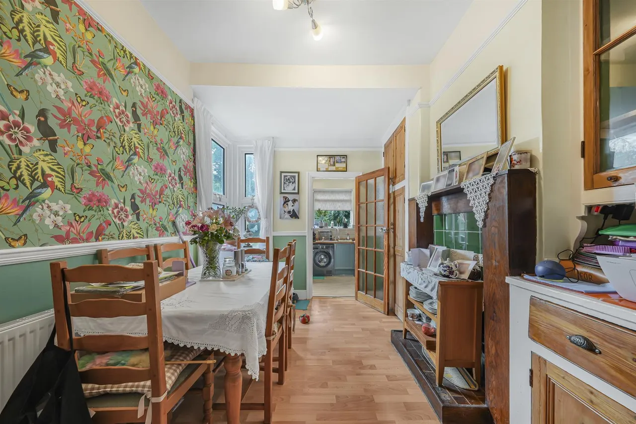 Beech Hall Road, Highams Park, E4, photo 7