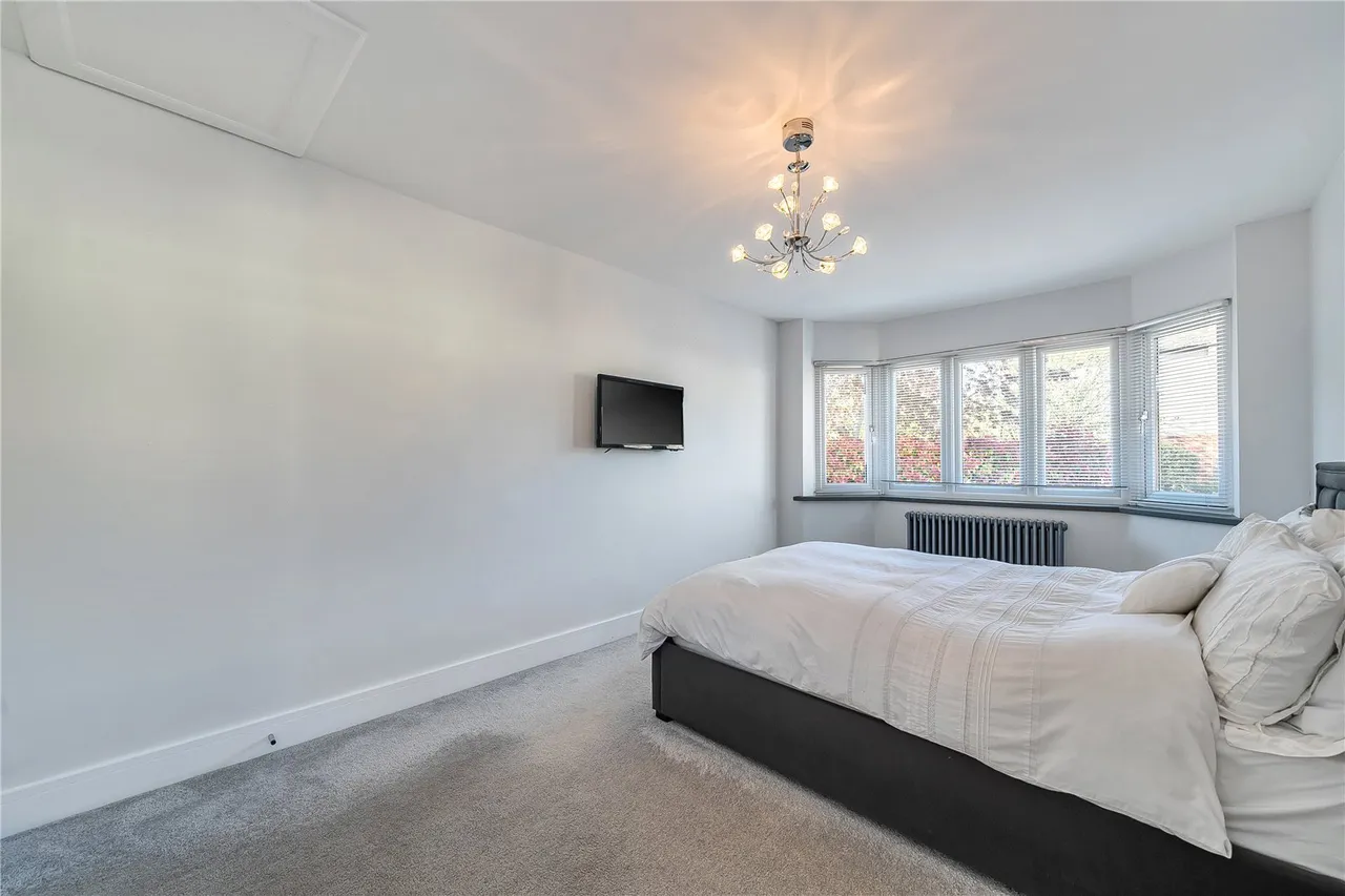 Grove Vale, BR7, photo 17