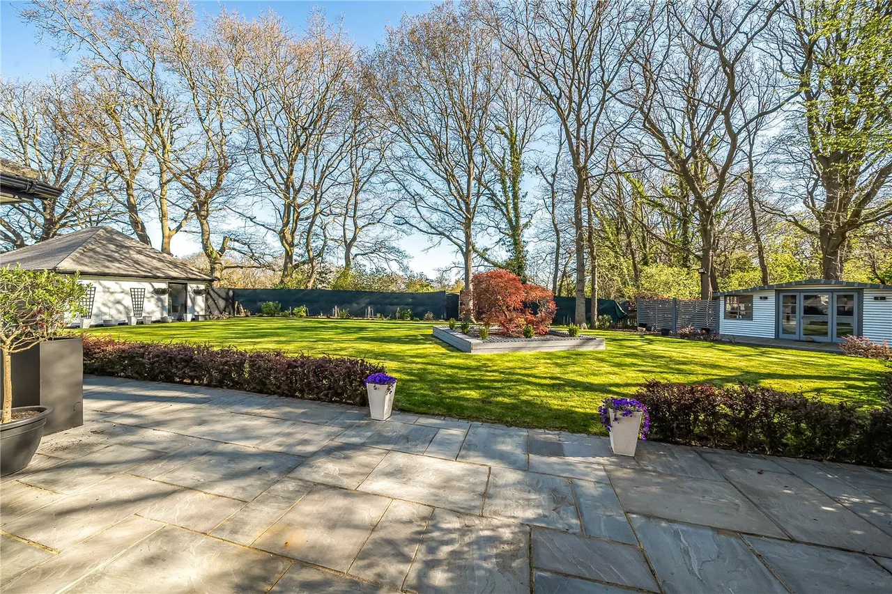 Grove Vale, BR7, photo 19