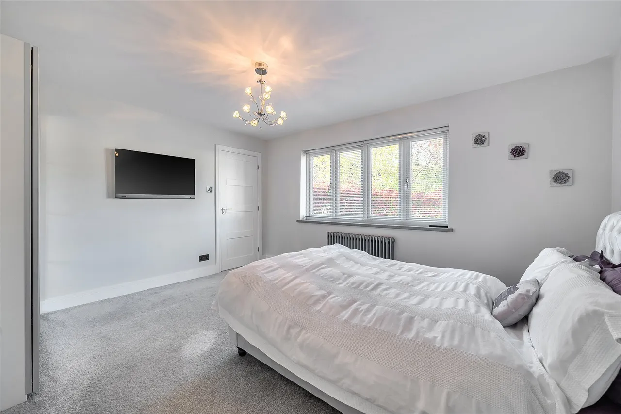 Grove Vale, BR7, photo 16