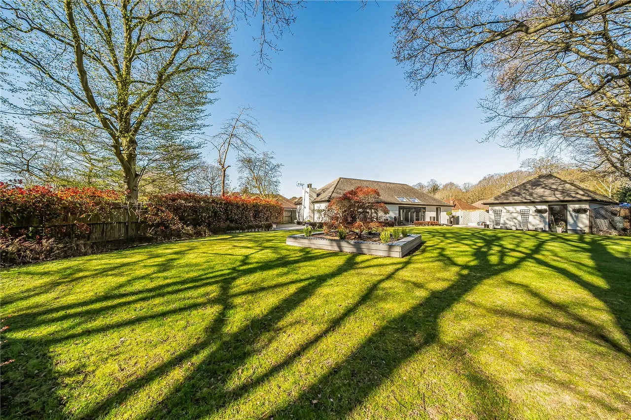Grove Vale, BR7, photo 20