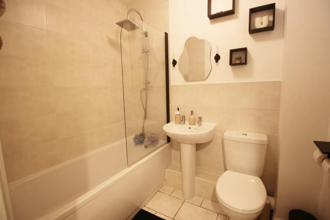 66 Middle Road, Southampton, photo 5