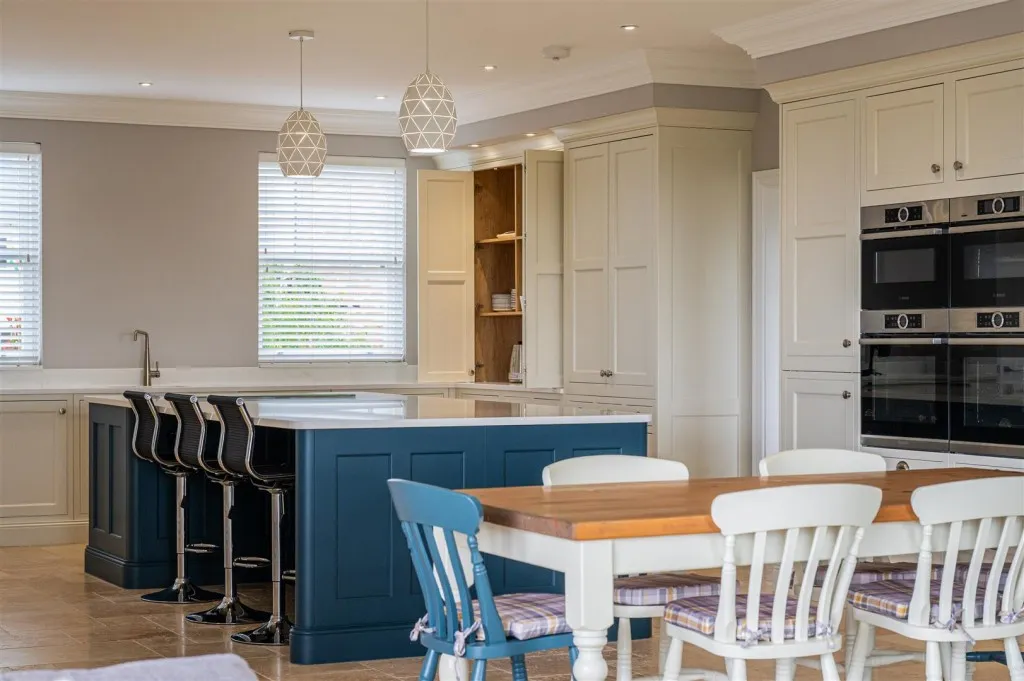 Coles Close, Little Harrowden, photo 14