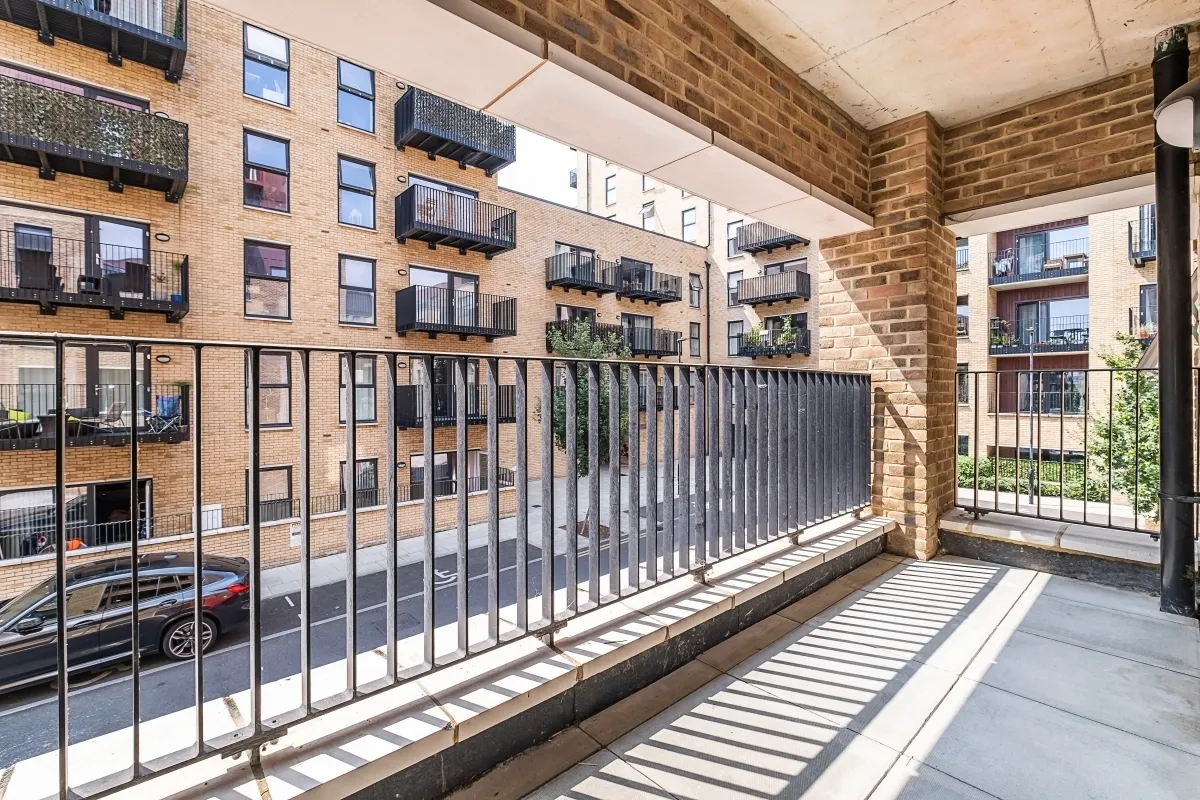 Wotton Court, SE18, photo 9