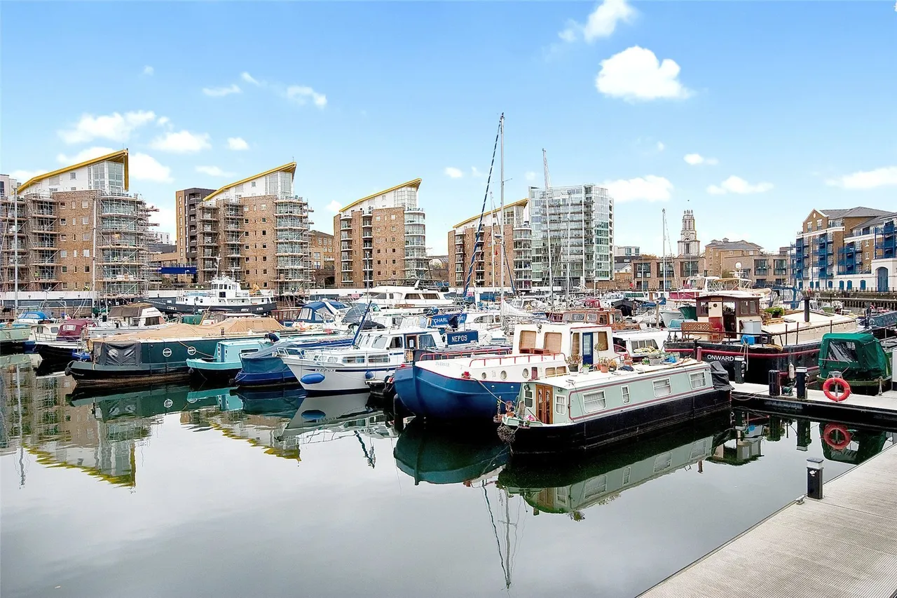 Limehouse Basin, London, E14, photo 10