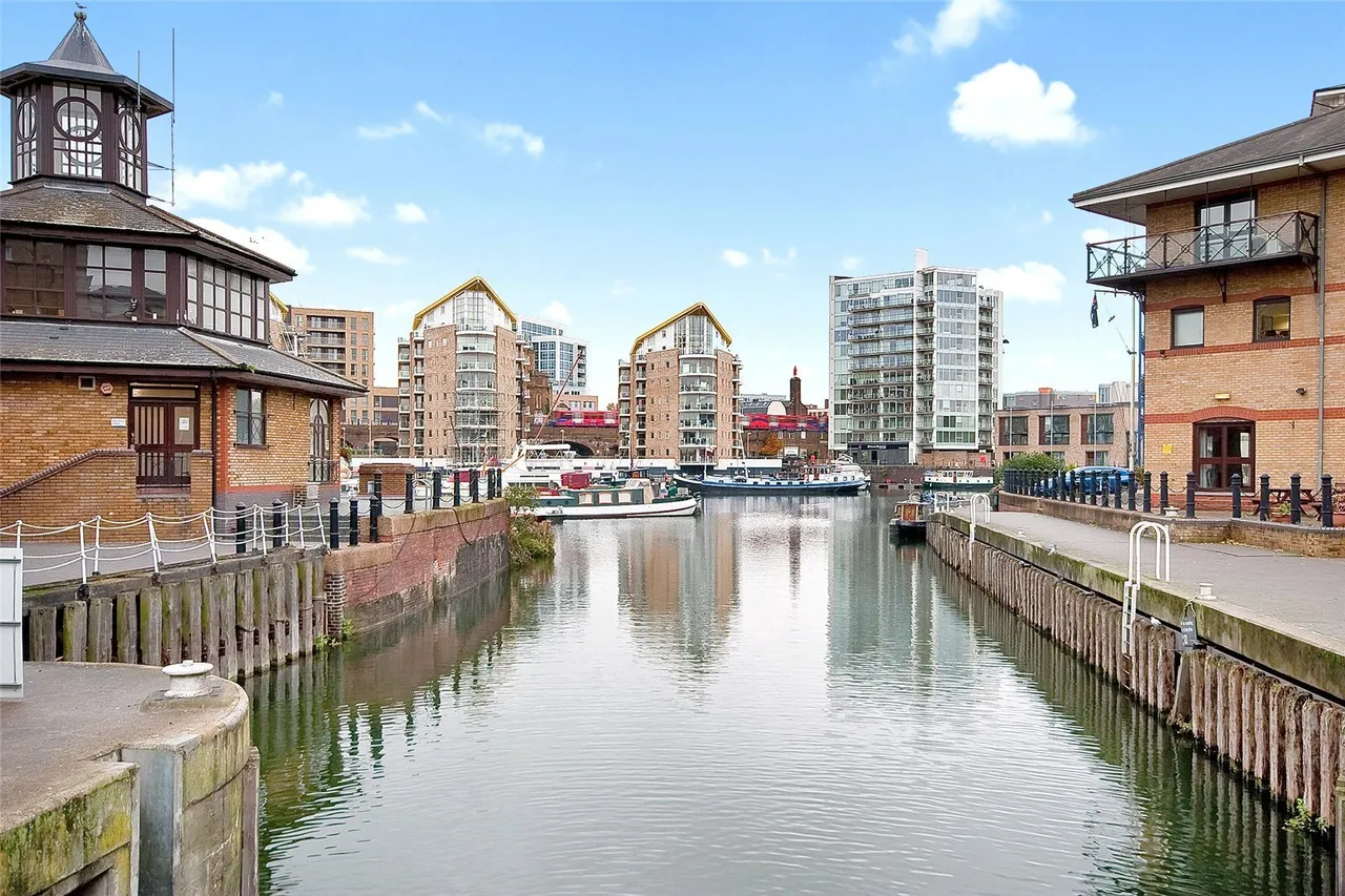 Limehouse Basin, London, E14, photo 15