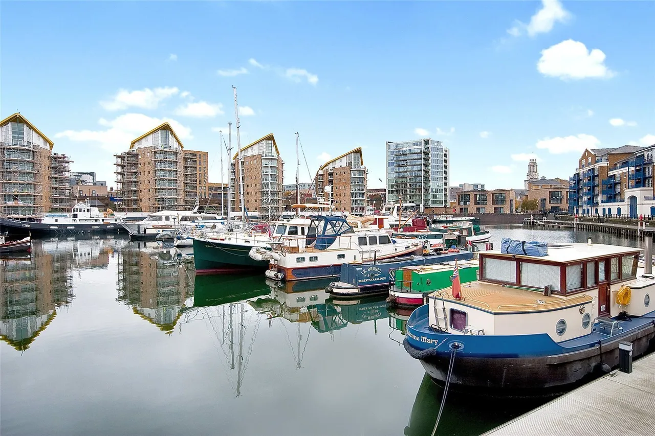 Limehouse Basin, London, E14, photo 7