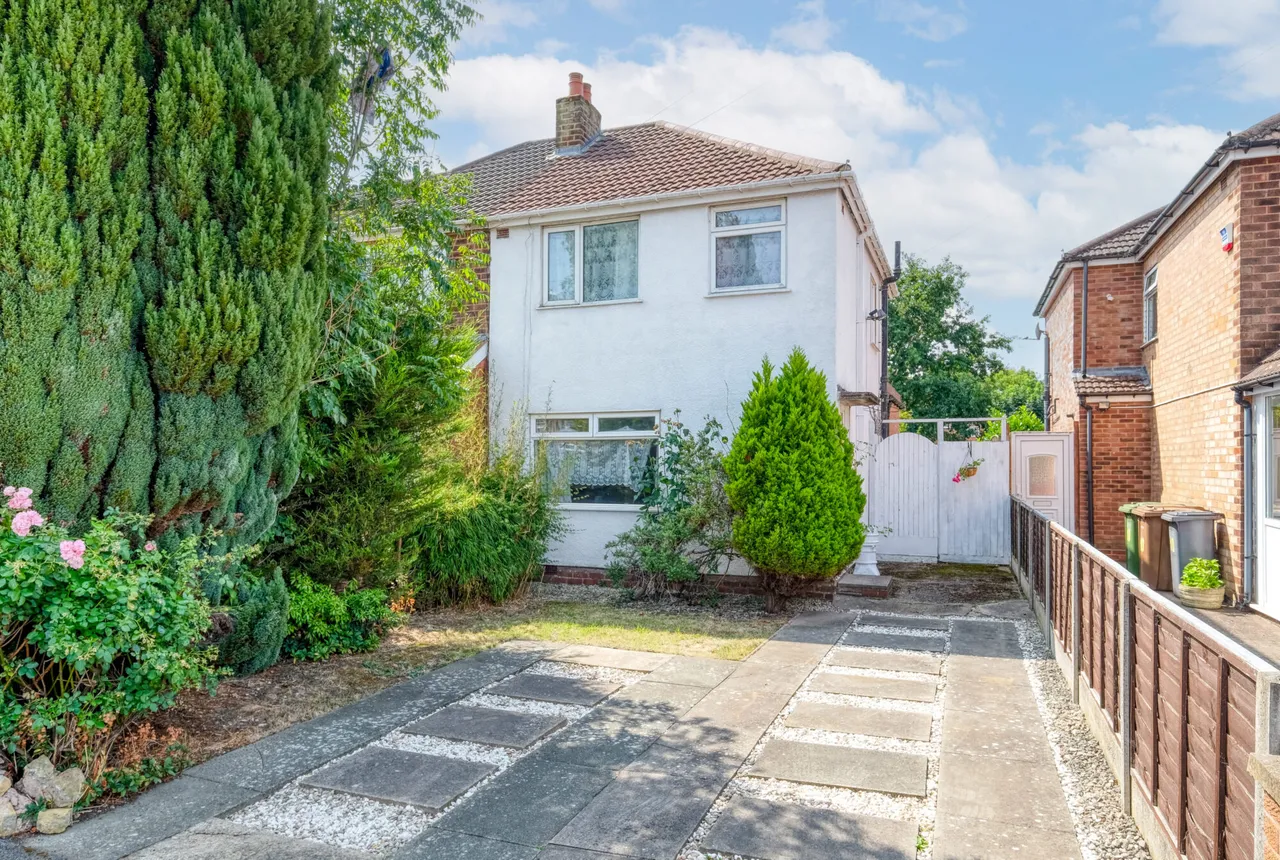 4 bed house for sale, Chamberlain Crescent, Shirley, B90