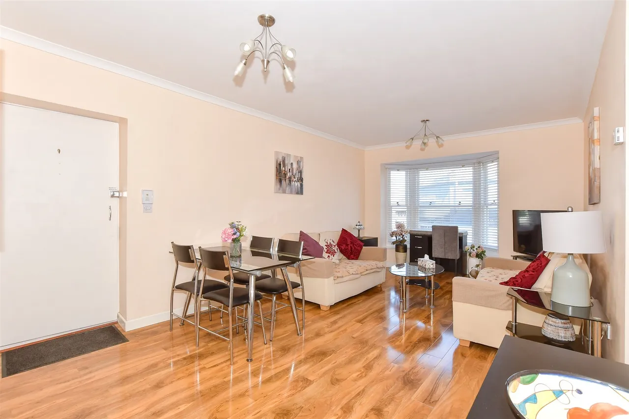 North Barrack Road, Walmer, CT14, photo 2