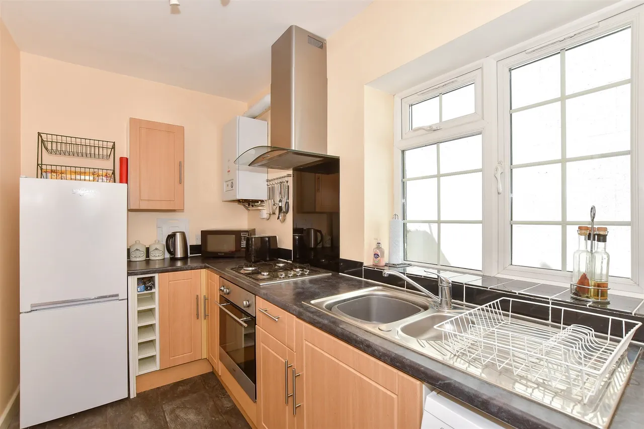 North Barrack Road, Walmer, CT14, photo 6