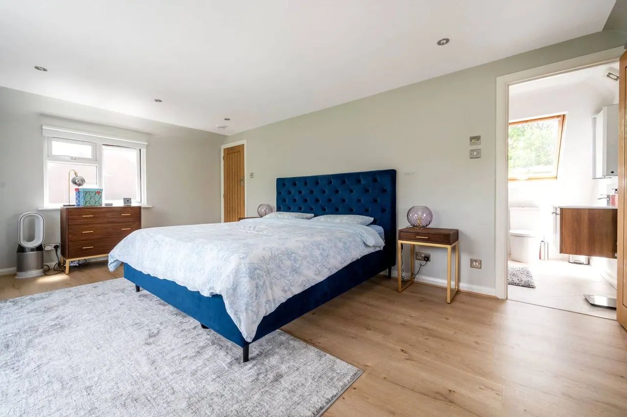 Ash Grove, Guildford, GU2, photo 17