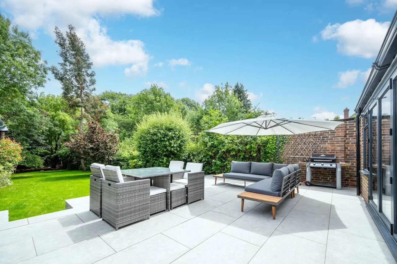 Ash Grove, Guildford, GU2, photo 25