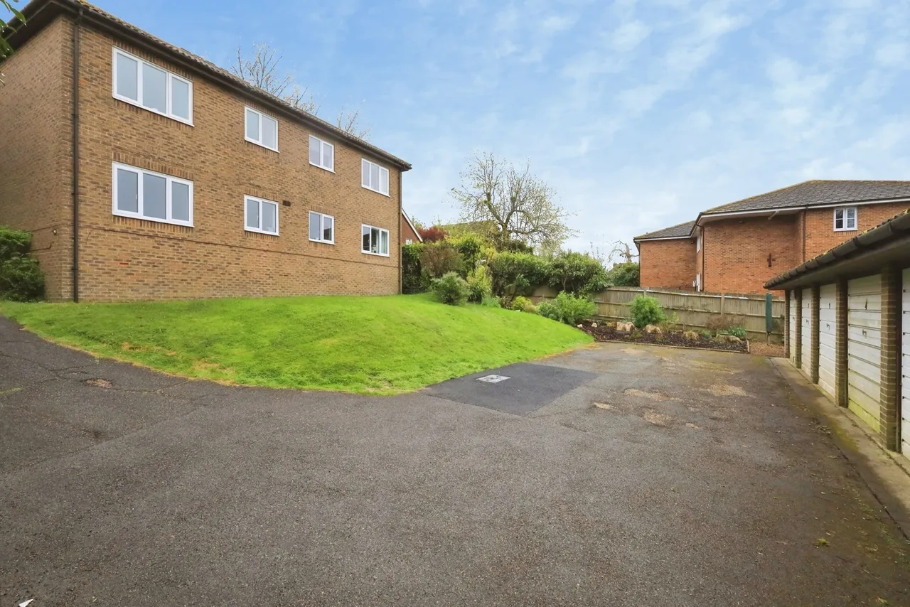 Station Road, Heathfield, TN21, photo 10