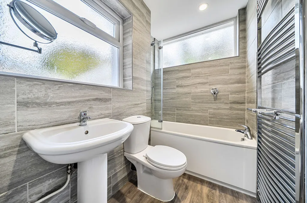 Godstone Road, Kenley CR8 5BD, photo 10