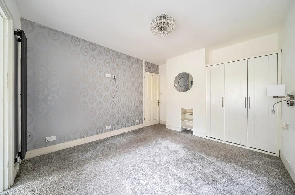 Godstone Road, Kenley CR8 5BD, photo 13