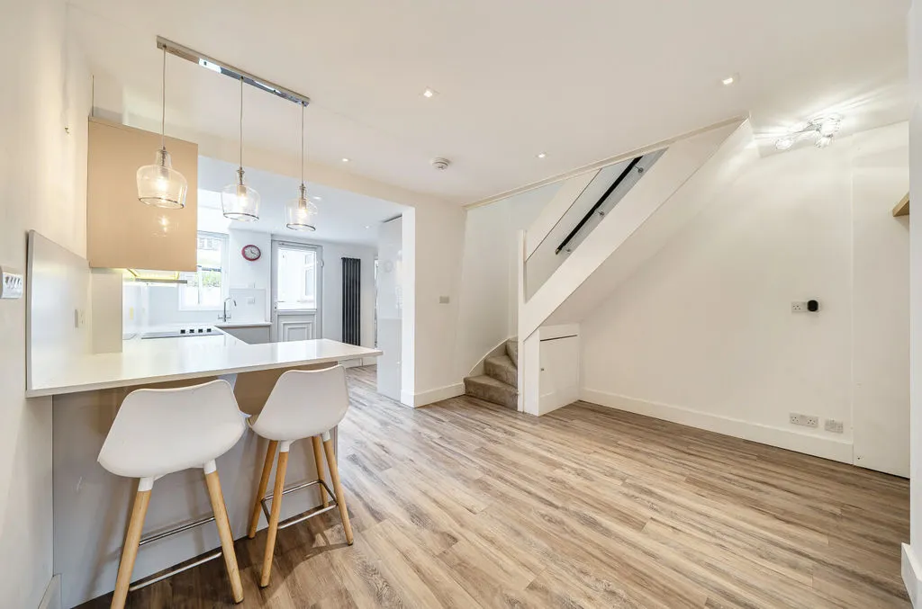 Godstone Road, Kenley CR8 5BD, photo 9