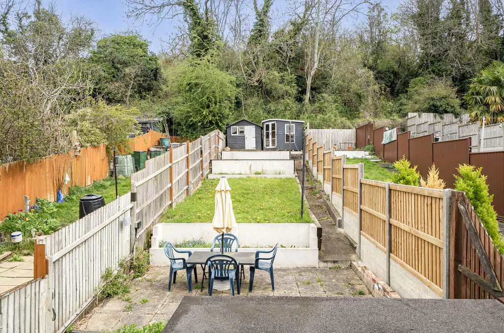 Godstone Road, Kenley CR8 5BD, photo 18