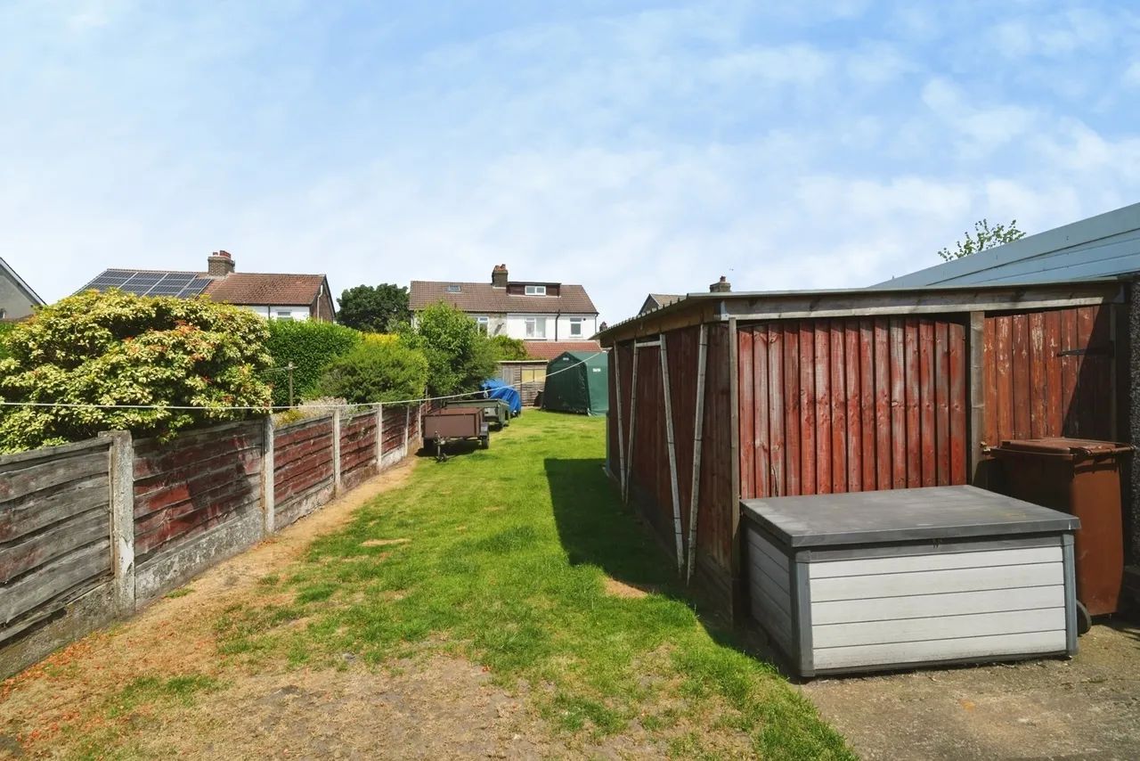 Walnut Close, Clifton, Swinton, Manchester, M27, photo 18