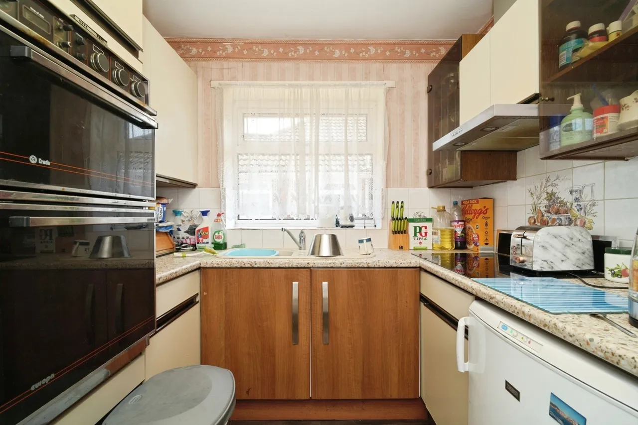 Walnut Close, Clifton, Swinton, Manchester, M27, photo 7