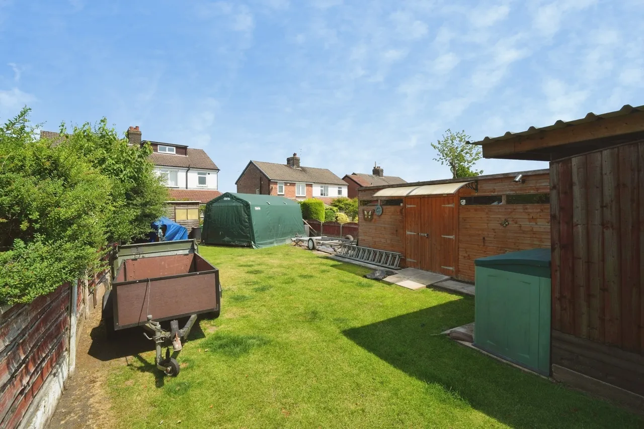 Walnut Close, Clifton, Swinton, Manchester, M27, photo 16