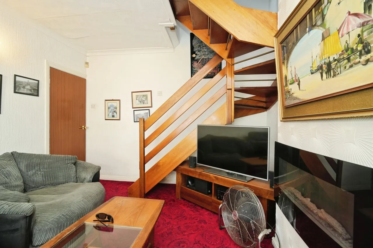 Walnut Close, Clifton, Swinton, Manchester, M27, photo 4