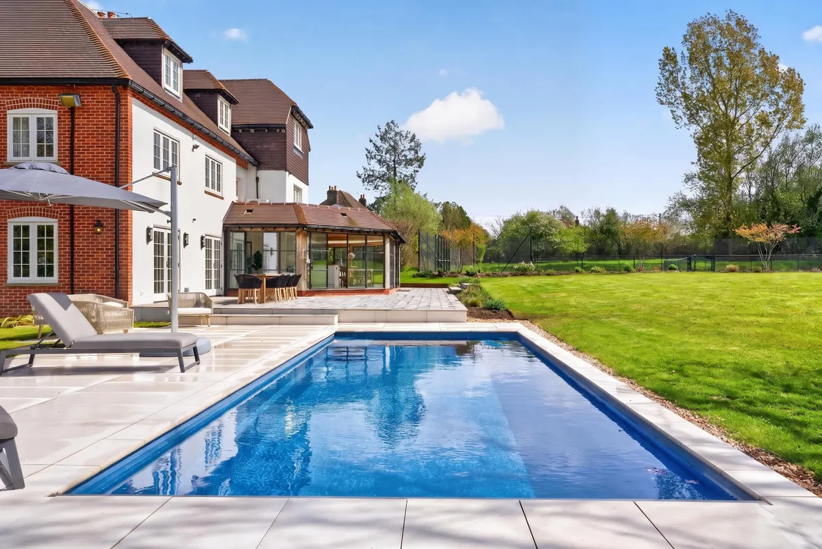 Blytheswood, Graffham, GU28, photo 2