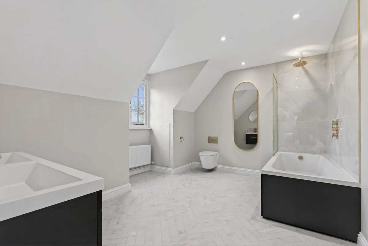 Blytheswood, Graffham, GU28, photo 18