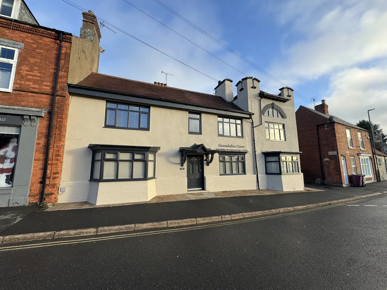 2 bed flat to rent, Gwendoline Court, S80