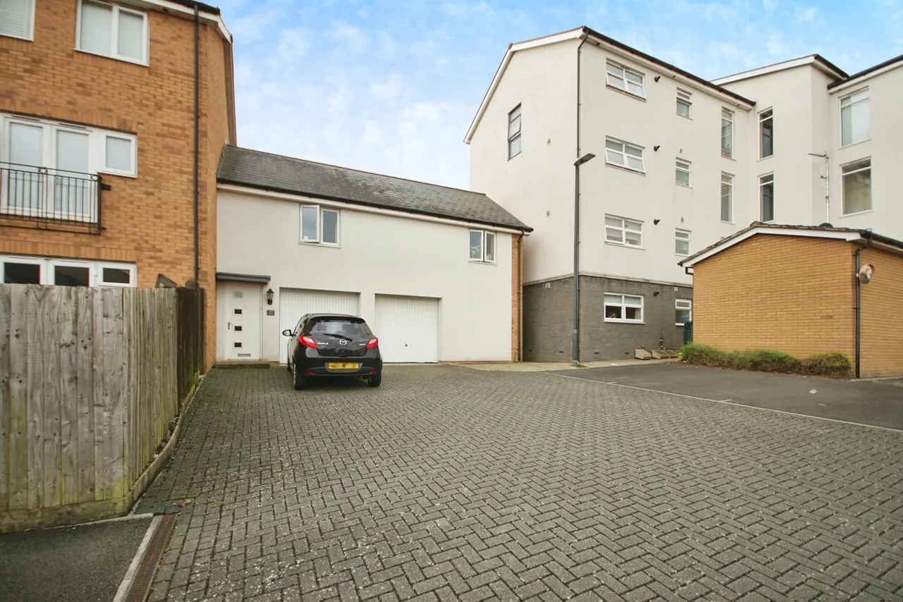 Great Brier Leaze, Patchway, BS34, photo 16