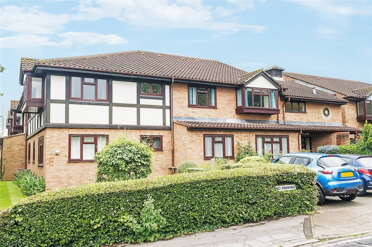 Forge Close, Hayes, BR2, photo 11