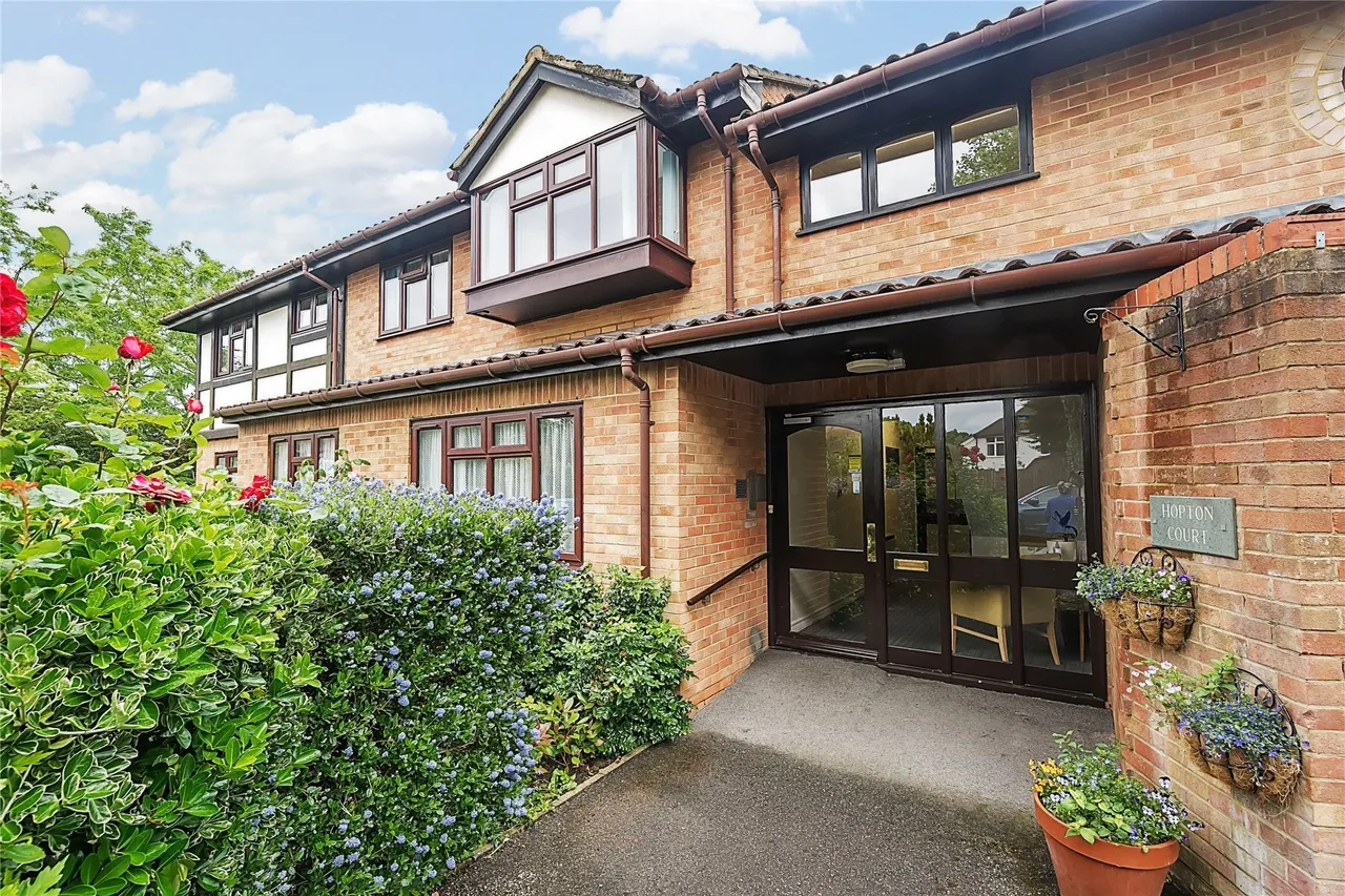 Forge Close, Hayes, BR2, photo 15
