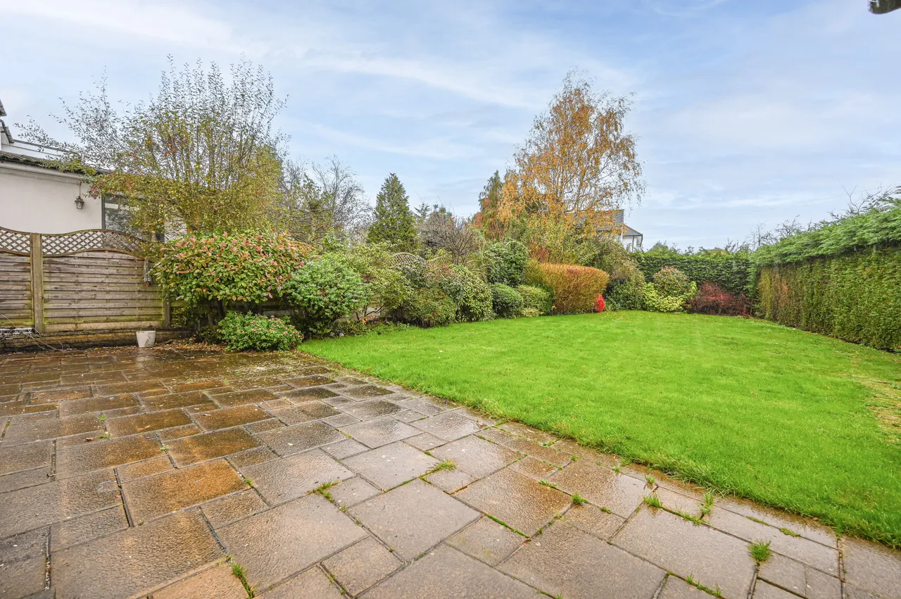 24 Longland Drive, London, photo 12