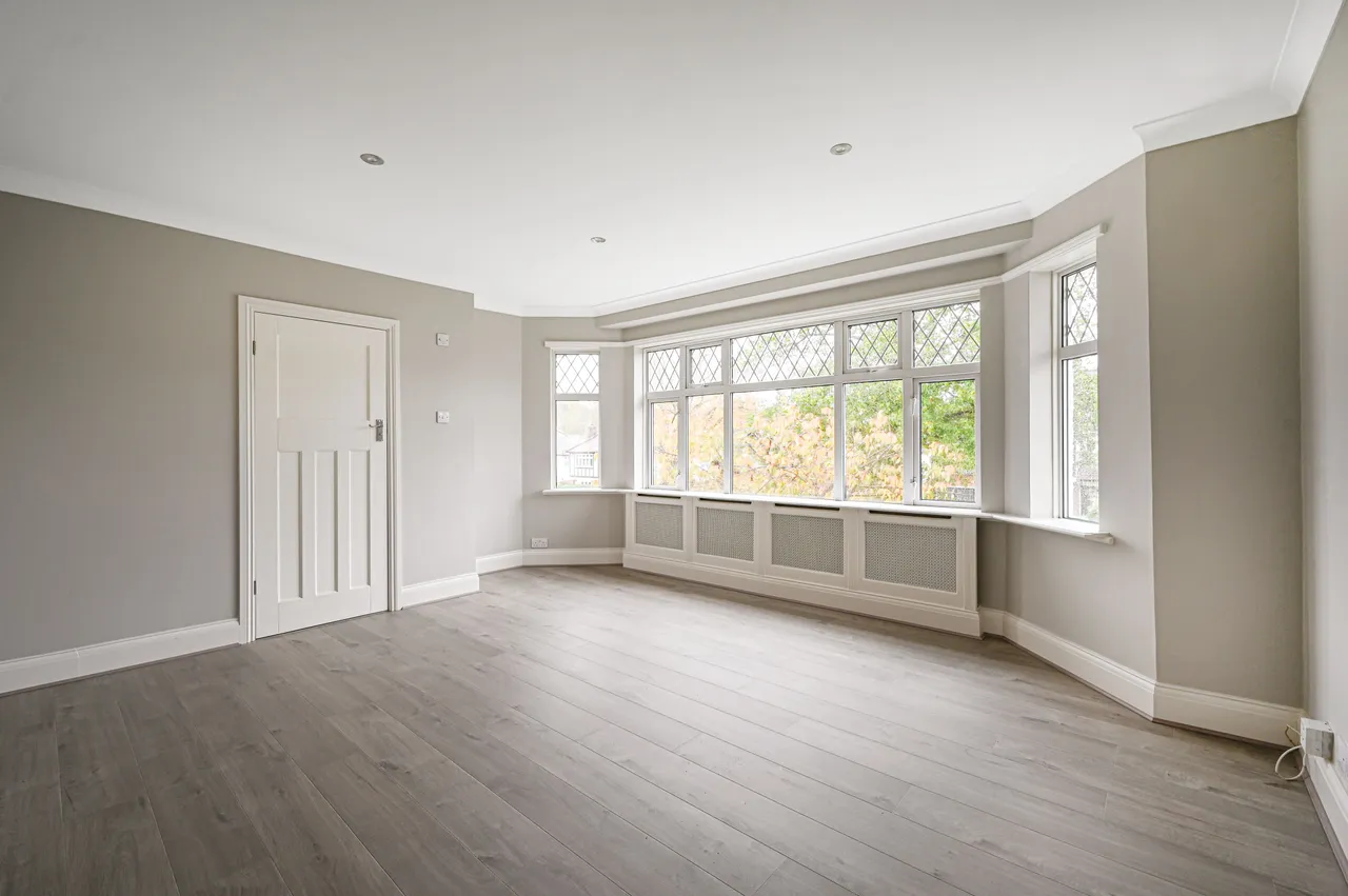 24 Longland Drive, London, photo 11