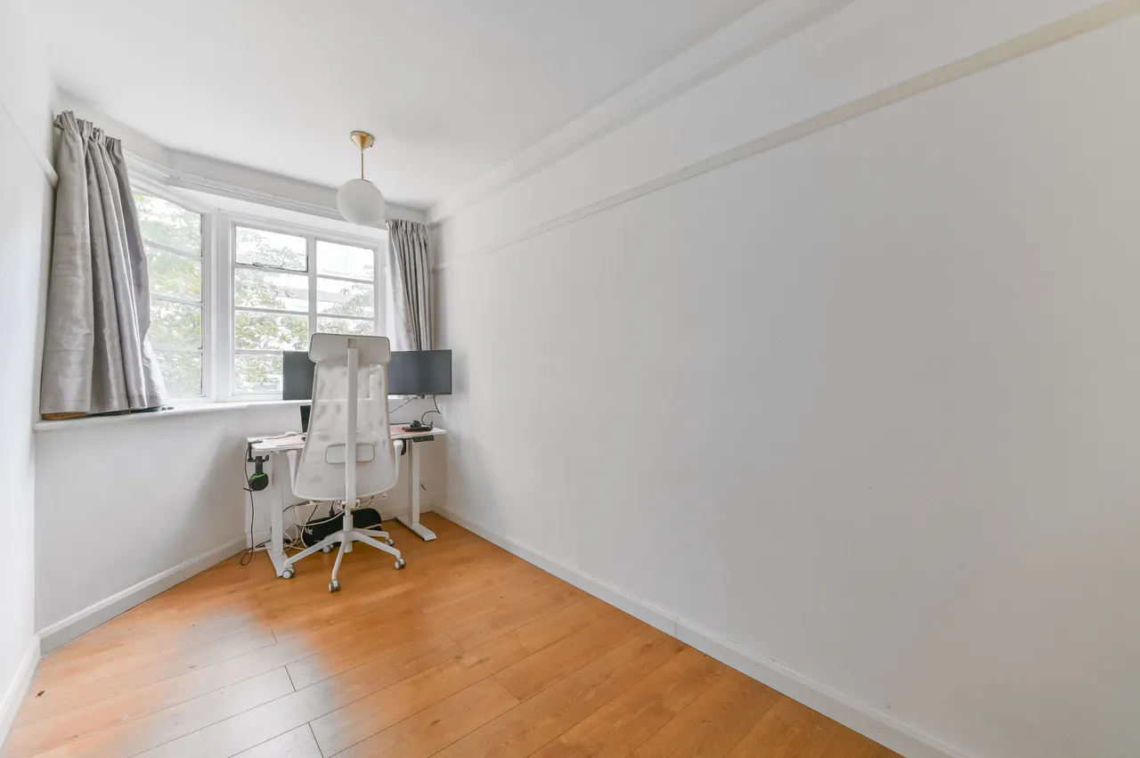 Flat 19, Silchester Court, London Road, Thornton Heath, photo 11