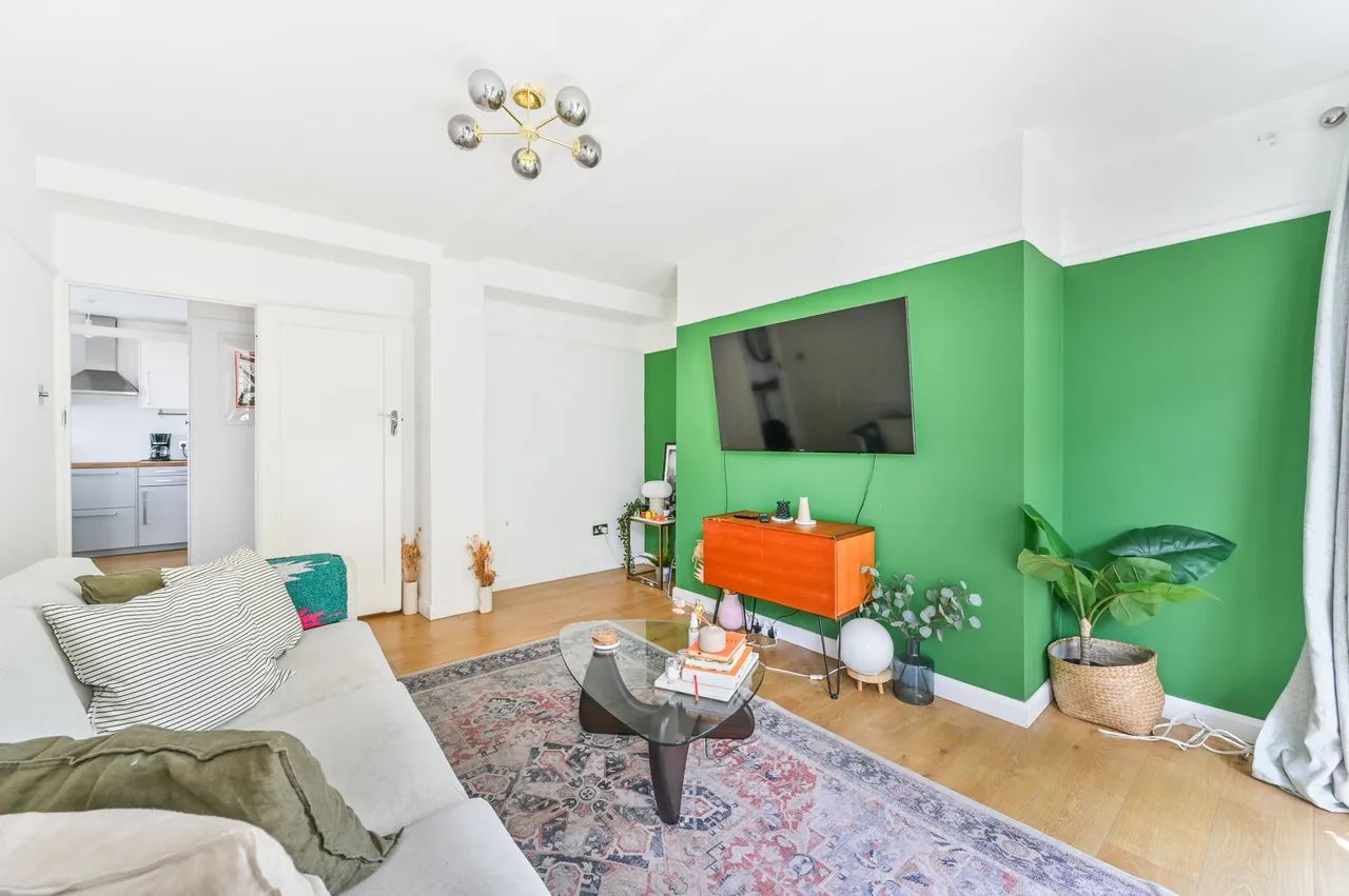 Flat 19, Silchester Court, London Road, Thornton Heath, photo 4