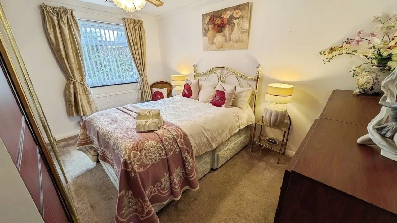 Somerset Avenue, Yate, BS37, photo 11