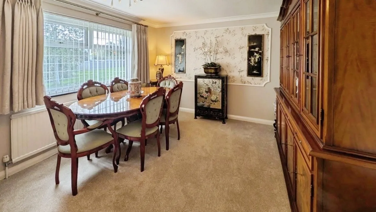 Somerset Avenue, Yate, BS37, photo 5