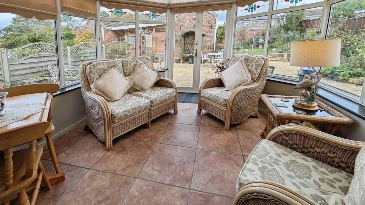 Somerset Avenue, Yate, BS37, photo 10