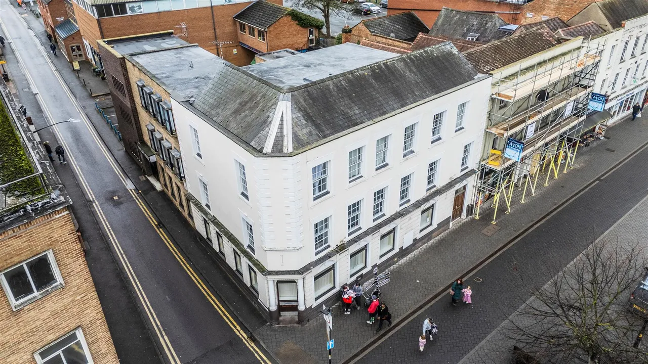 50 High Street, Evesham, photo 2