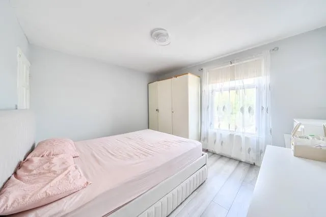 Iffley Road, Swindon, SN2, photo 14