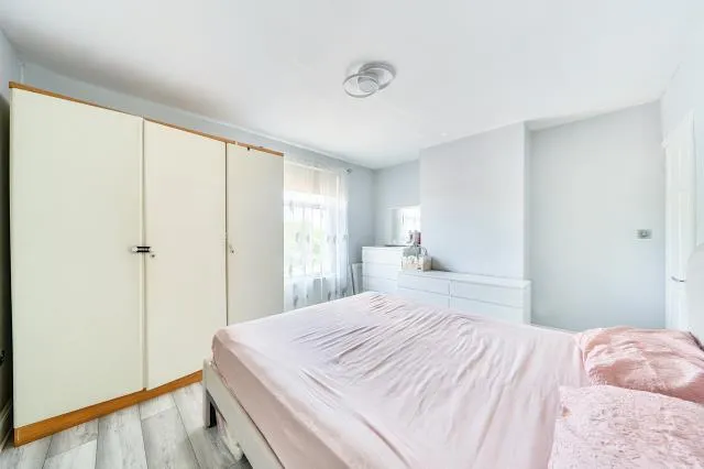 Iffley Road, Swindon, SN2, photo 15