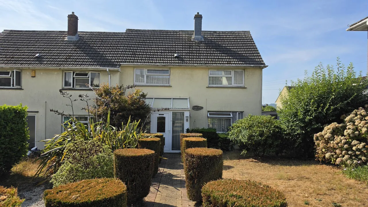 3 bed house for sale, Roberts Road, Plymouth, PL5
