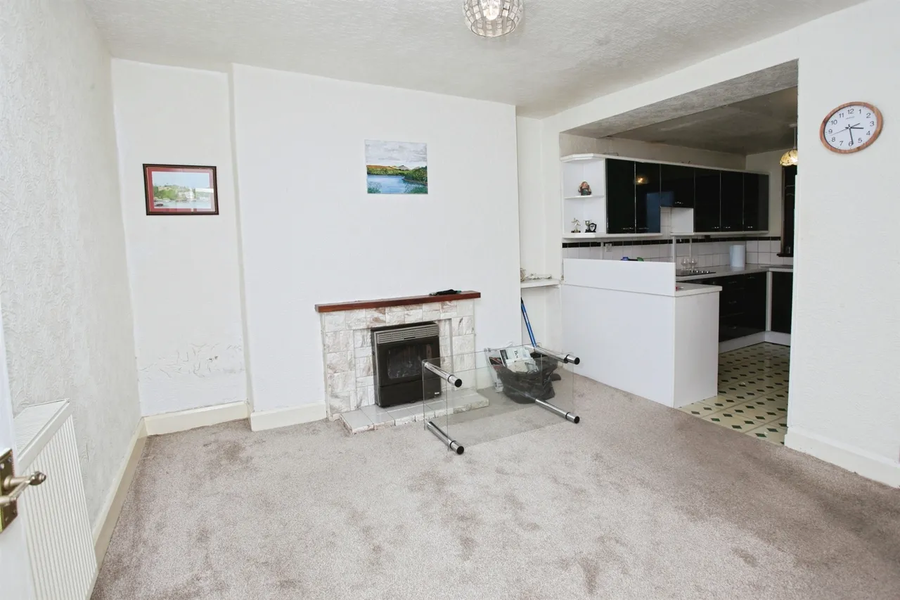 Hillside Terrace, Wattstown, CF39, photo 6