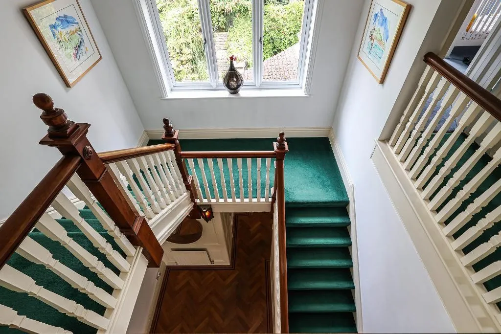 Westhall Road, Warlingham, photo 15