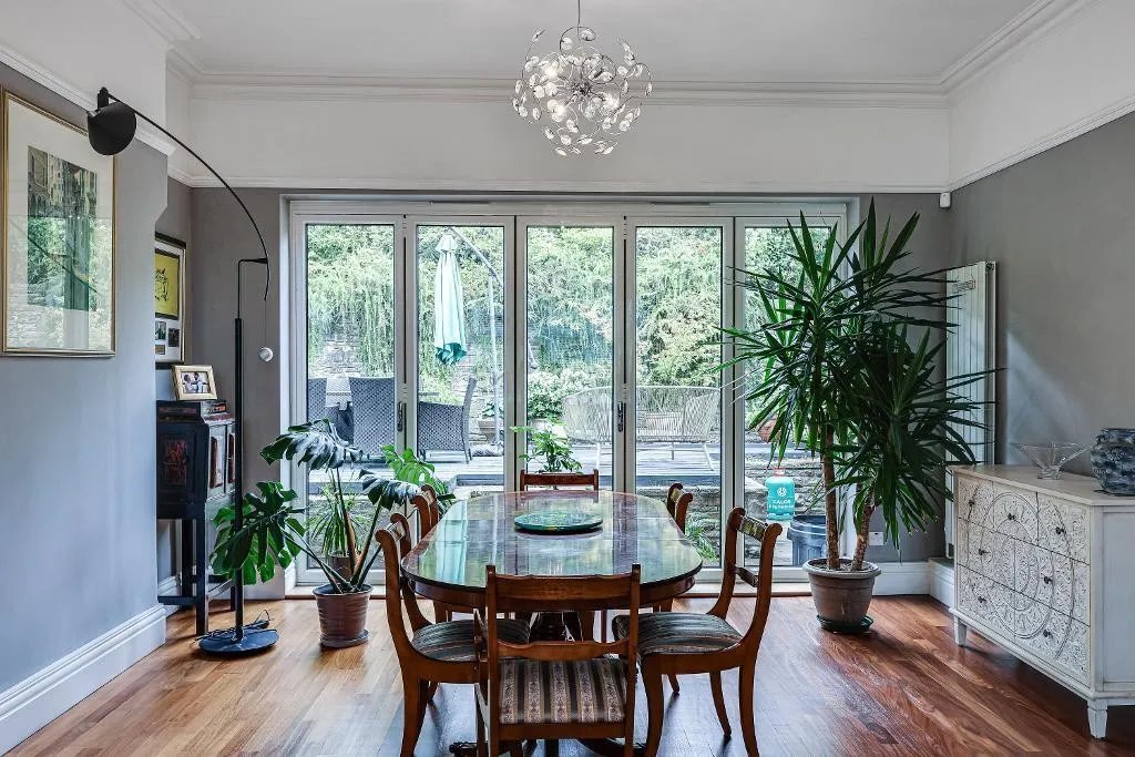 Westhall Road, Warlingham, photo 3