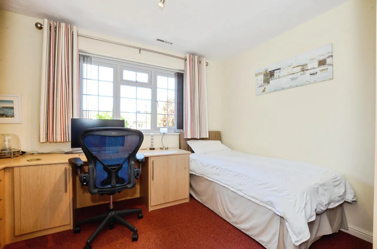 Willows Close, Pinner, HA5, photo 9