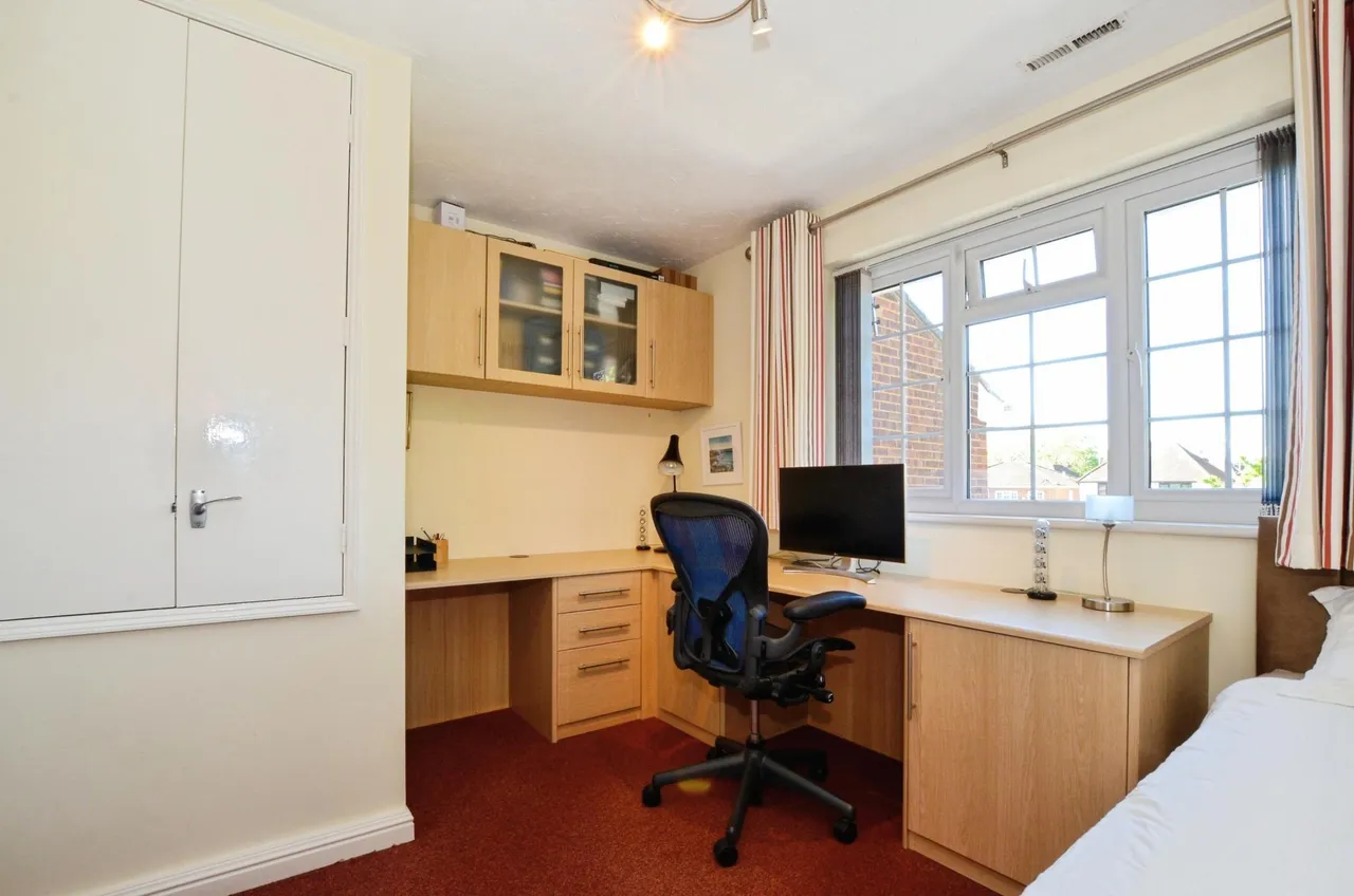 Willows Close, Pinner, HA5, photo 10