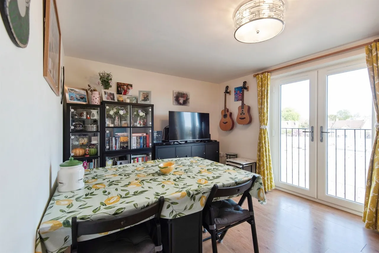 Upper King Street, Royston, photo 4