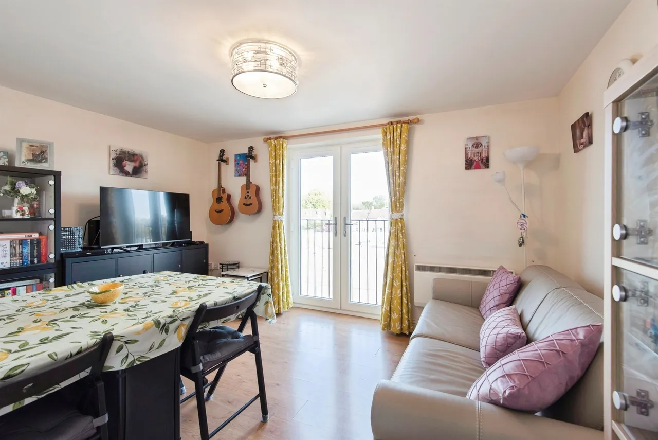 Upper King Street, Royston, photo 5