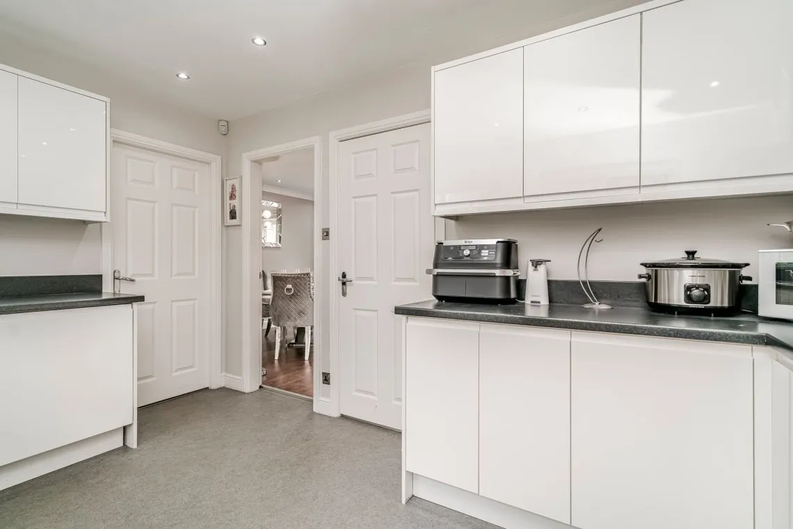 Holland House Road, Walton-Le-Dale, PR5, photo 21
